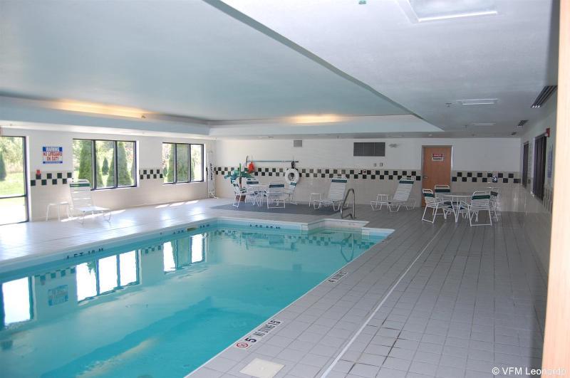 Holiday Inn Express Hotel & Suites Elkhart-South Bagian luar foto